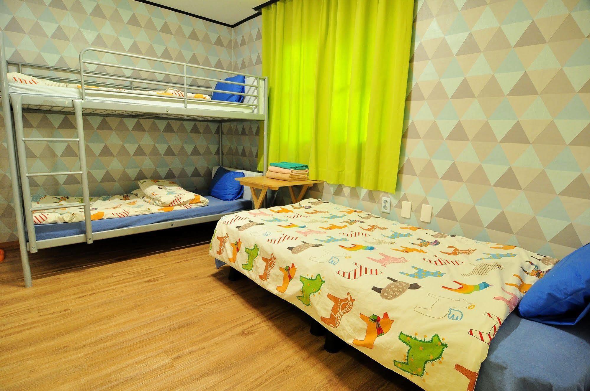 Backpackers Inside Hostel Seoul Exterior photo