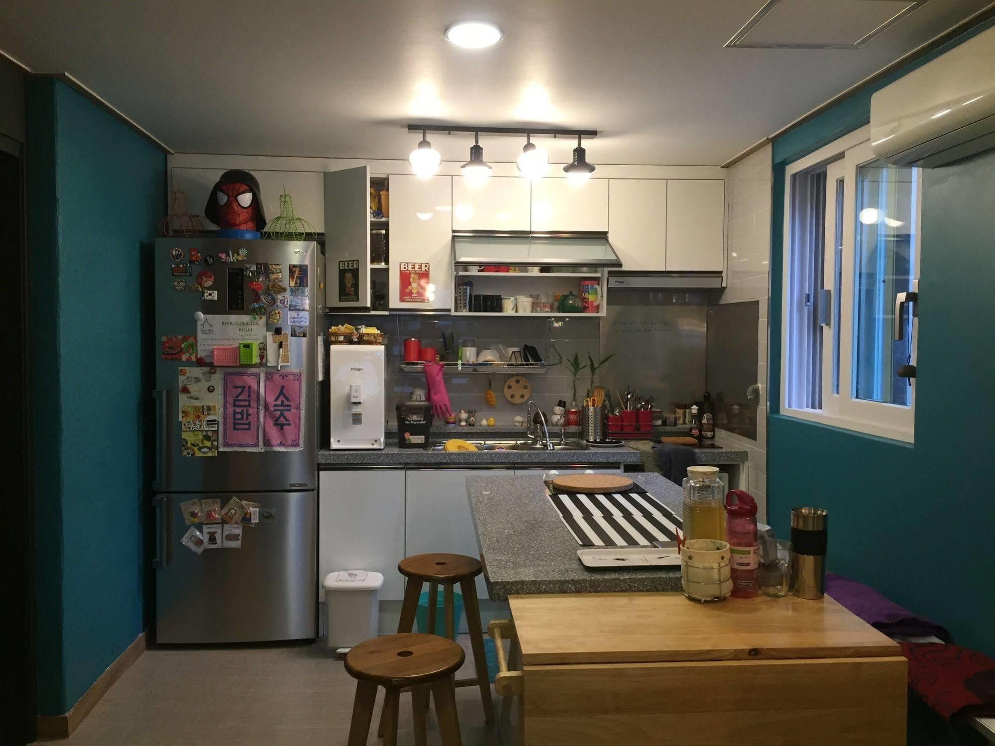 Backpackers Inside Hostel Seoul Exterior photo